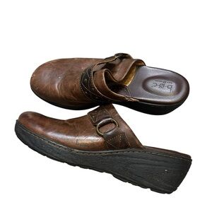 Born Womens Avaco Brown Leather Clogs Closed Toe Slip On Size 10 Y2K Boho